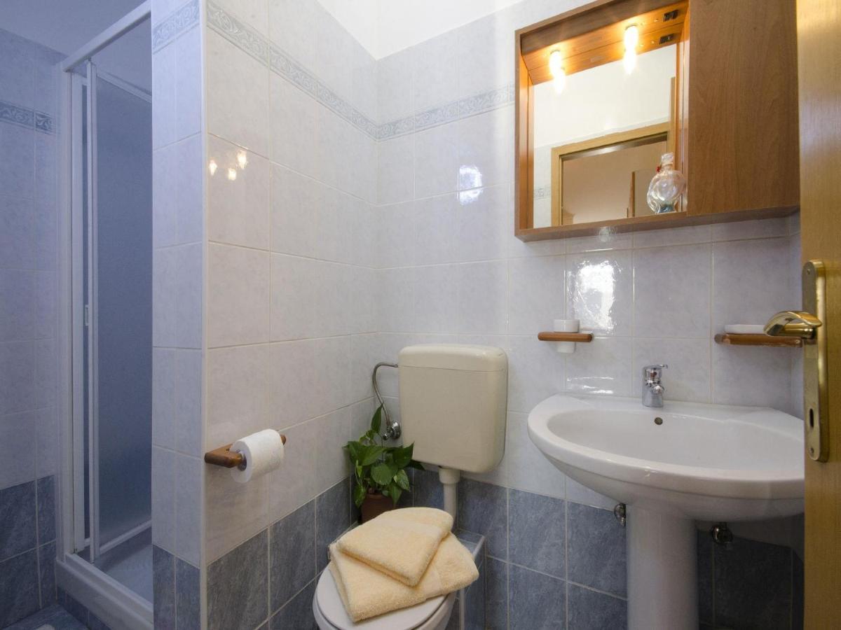 Apartments Patricija โรวีน ภายนอก รูปภาพ