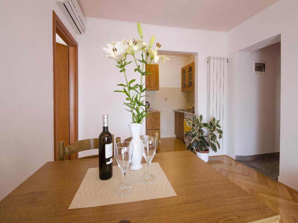Apartments Patricija โรวีน ภายนอก รูปภาพ